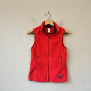 PATAGONIA SYNCHILLA W's Full-Zip Fleece Vest in Tomato (Pink) #25165